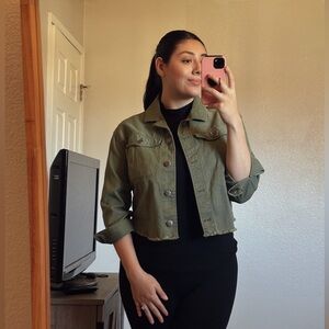 Cropped Green Jacket